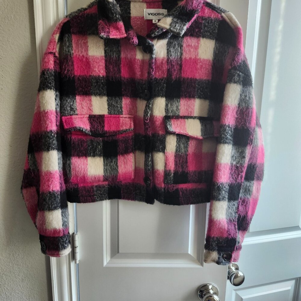 Barbie Pink & Black Plaid, Quilt like Shacket (Shirt/Jacket) Sz. Med. VIGOSS